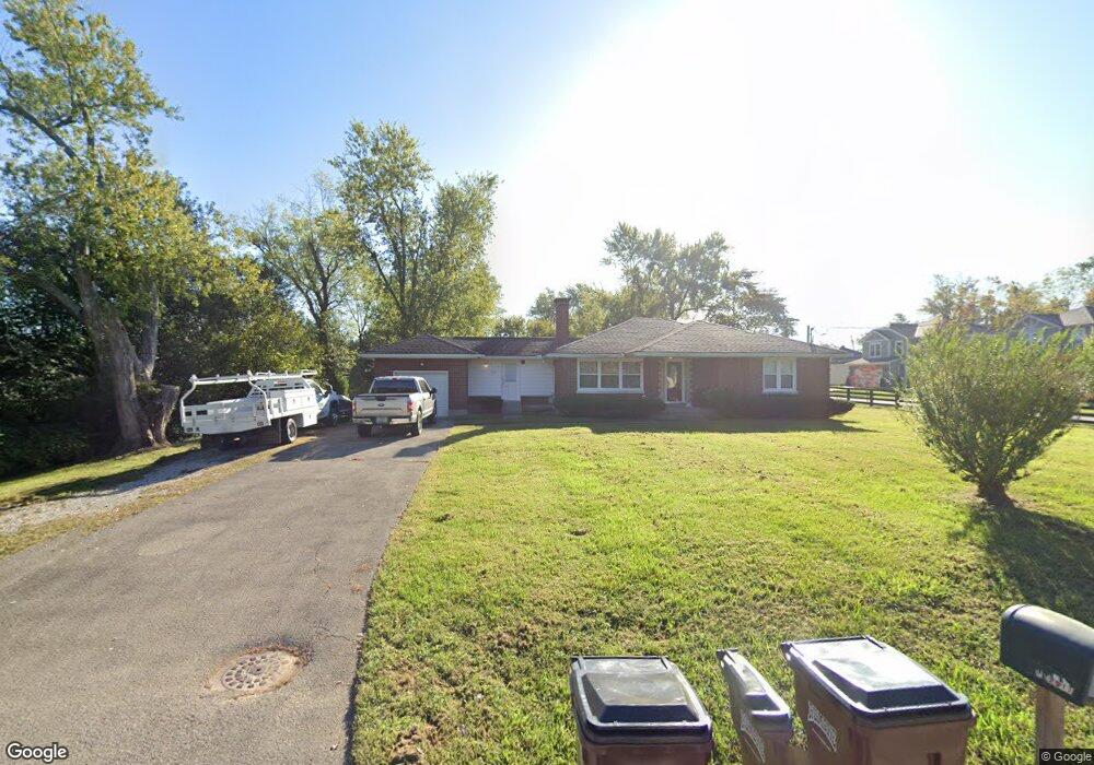7911 Smyrna Pkwy, Louisville, KY 40228 - photo 1