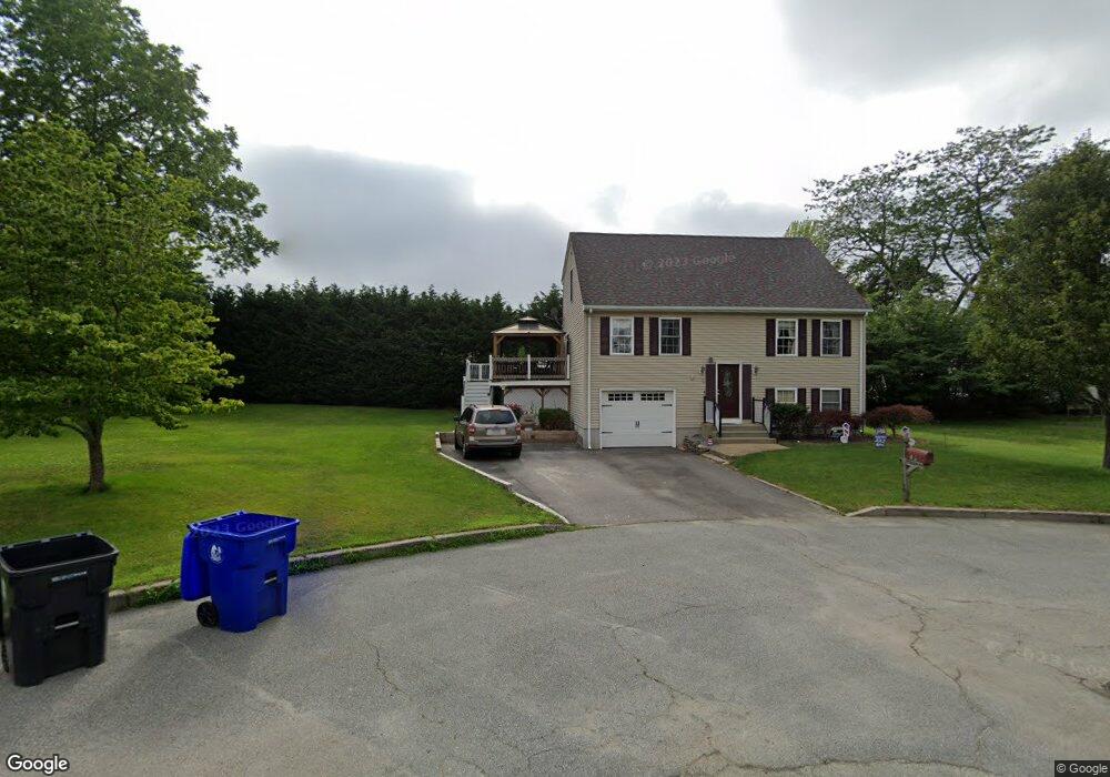 1 Greenhouse Ct, Warren, RI 02885 - photo 1