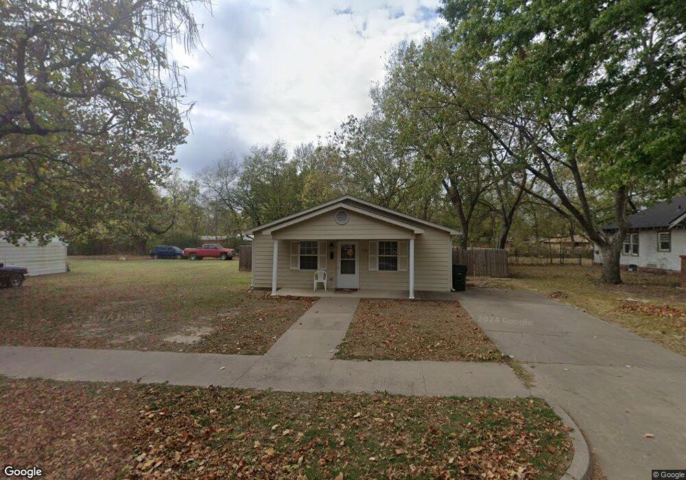 1310 N Alabama Ave, Okmulgee, OK 74447 - photo 1