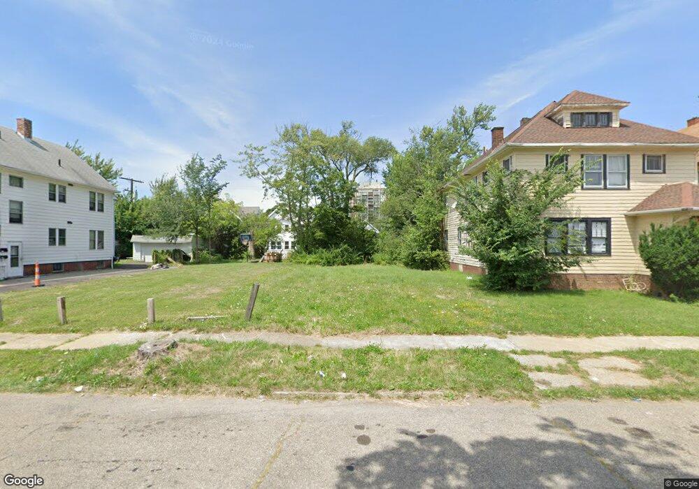 16013 Neladale Rd, Cleveland, OH 44112 - photo 1