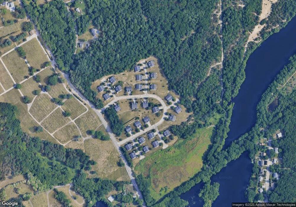 17 Fox Run Rd, Blackstone, MA 01504 - photo 1