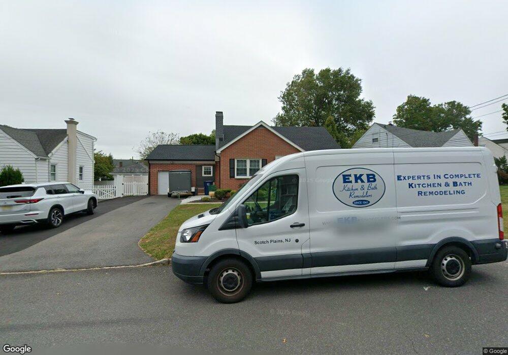 76 Lefferts Ln, Clark, NJ 07066 - photo 1