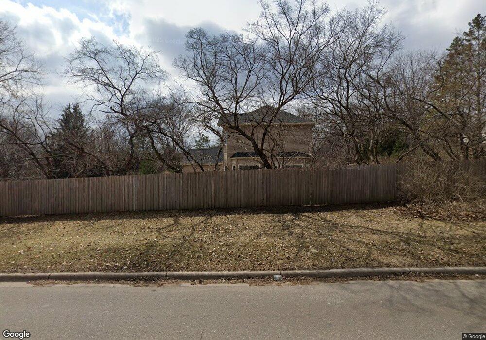 18339 Ridgewood Rd, Minnetonka, MN 55345 - photo 1