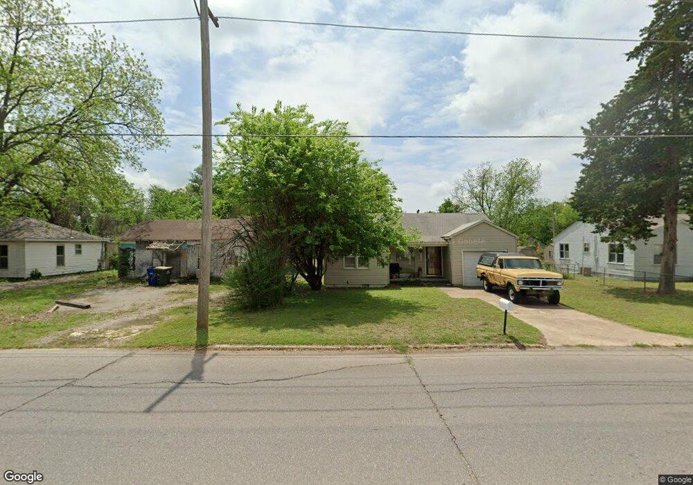 708 W Elder Ave, Duncan, OK 73533 - photo 1