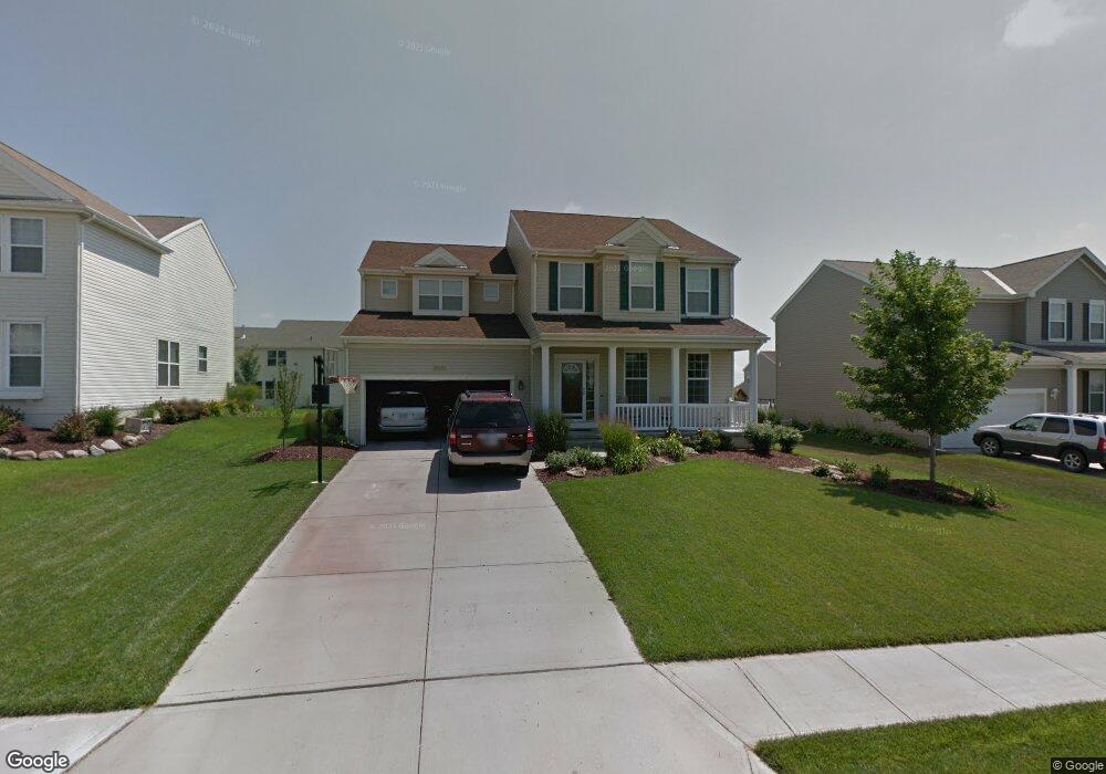 2413 Quartz Dr, Papillion, NE 68046 - photo 1