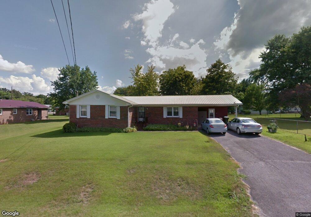 804 Whispering Hills Dr, Hopkinsville, KY 42240 - photo 1