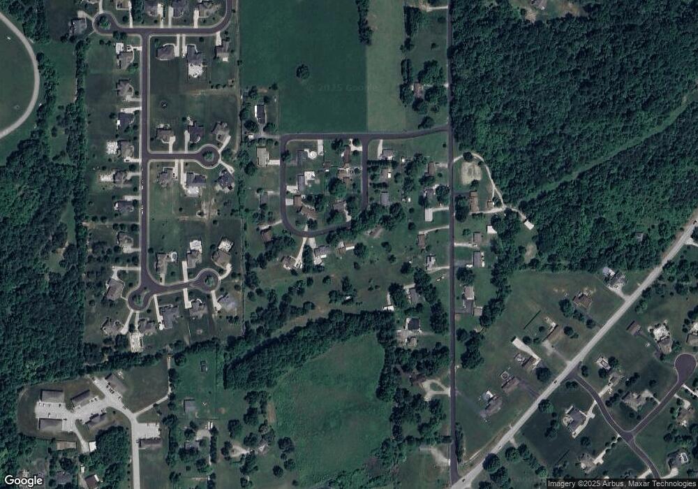 209 Sheri Dr, Georgetown, IN 47122 - photo 1