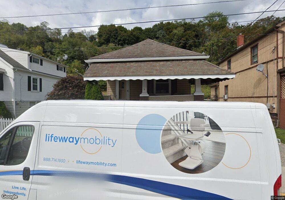 318 Quay St, East Vandergrift, PA 15629 - photo 1