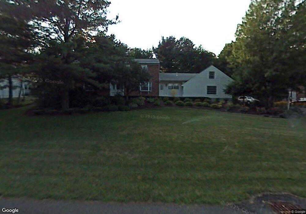 1205 Viewmont Dr, Schenectady, NY 12309 - photo 1