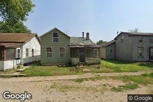 510 School St, Henry, IL 61537