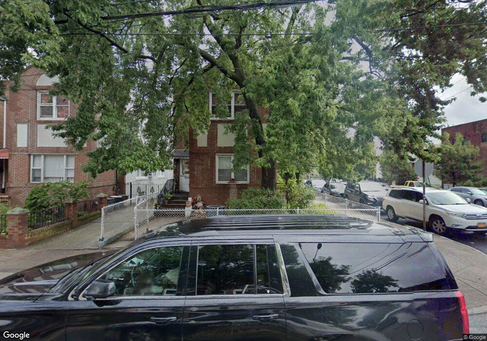 3519 21st Ave, Astoria, NY 11105 - photo 1