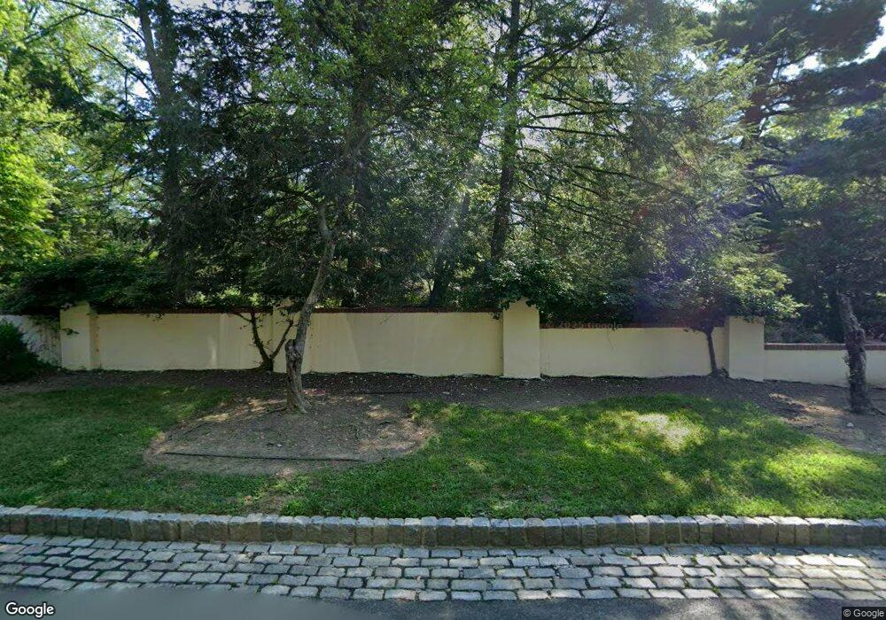 2 Apple Ridge Rd, Saddle River, NJ 07458 - photo 1