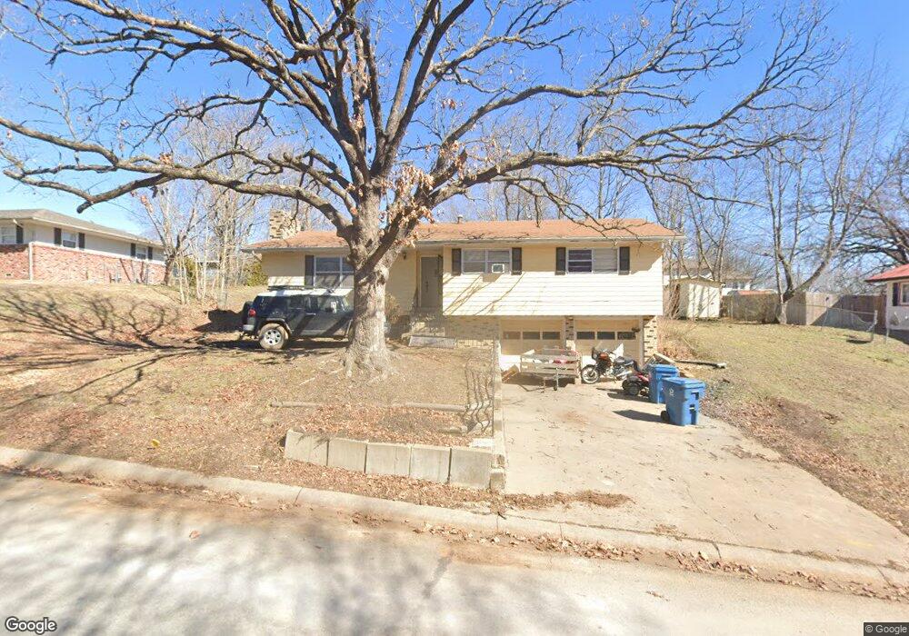 109 S Arlington St, Carl Junction, MO 64834 - photo 1