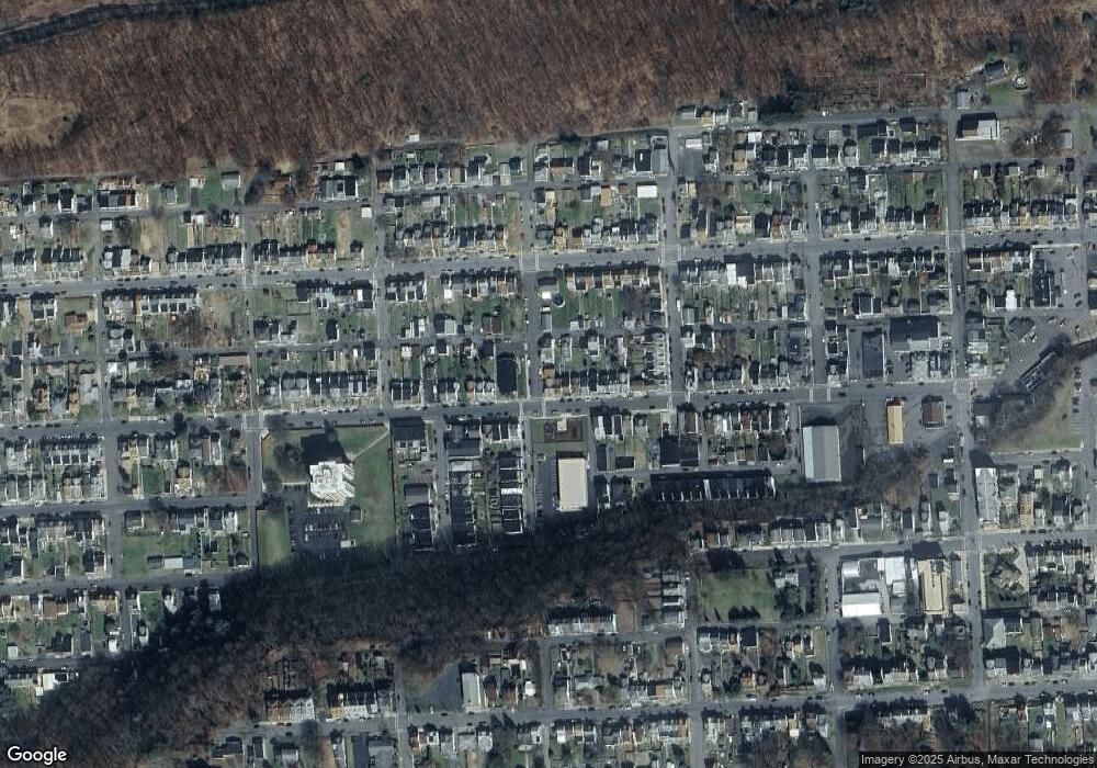 1149 W Arch St, Coal Township, PA 17866 - photo 1