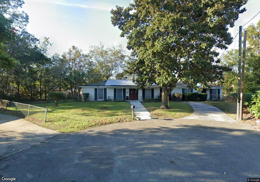 145 Mcdowell Cir, Brunswick, GA 31525 - photo 1