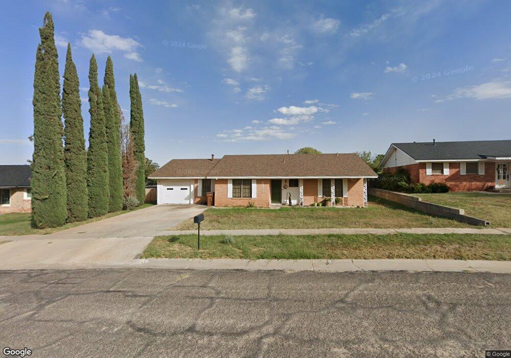 2717 Lynn Dr, Big Spring, TX 79720 - photo 1