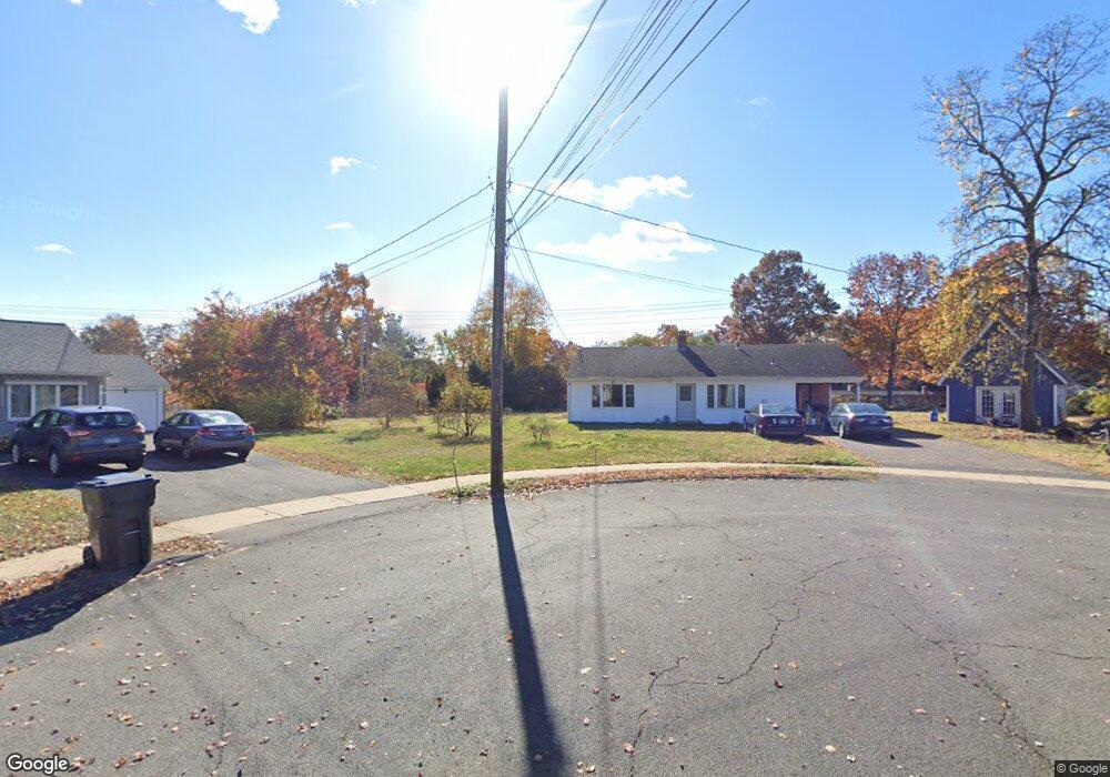 9 Polk Ln, Windsor Locks, CT 06096 - photo 1