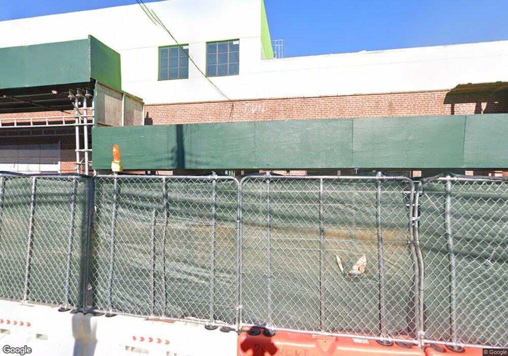 34 10th St unit 1, Astoria, NY 11106 - photo 1