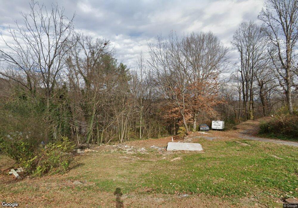 154 Spring Dr, Johnson City, TN 37601 - photo 1