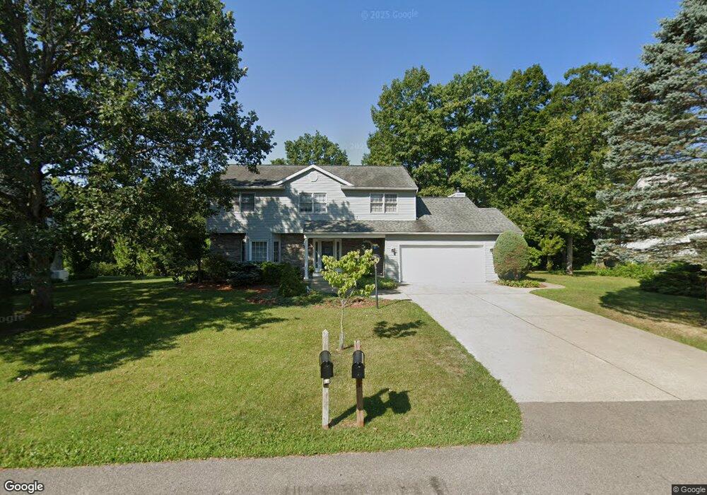 54 Somerset Dr, Glenmont, NY 12077 - photo 1