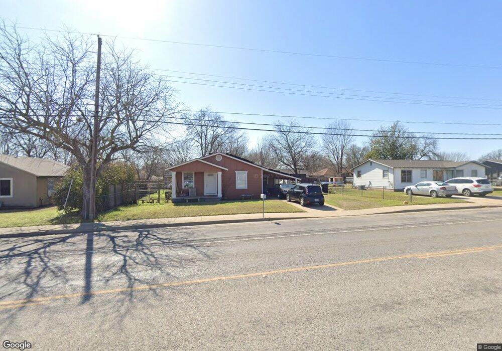 1115 Country Club Rd, Cleburne, TX 76033 - photo 1