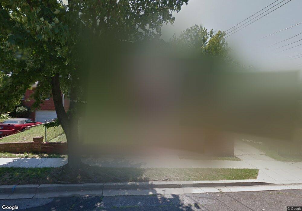 5829 Quintana St, Riverdale, MD 20737 - photo 1