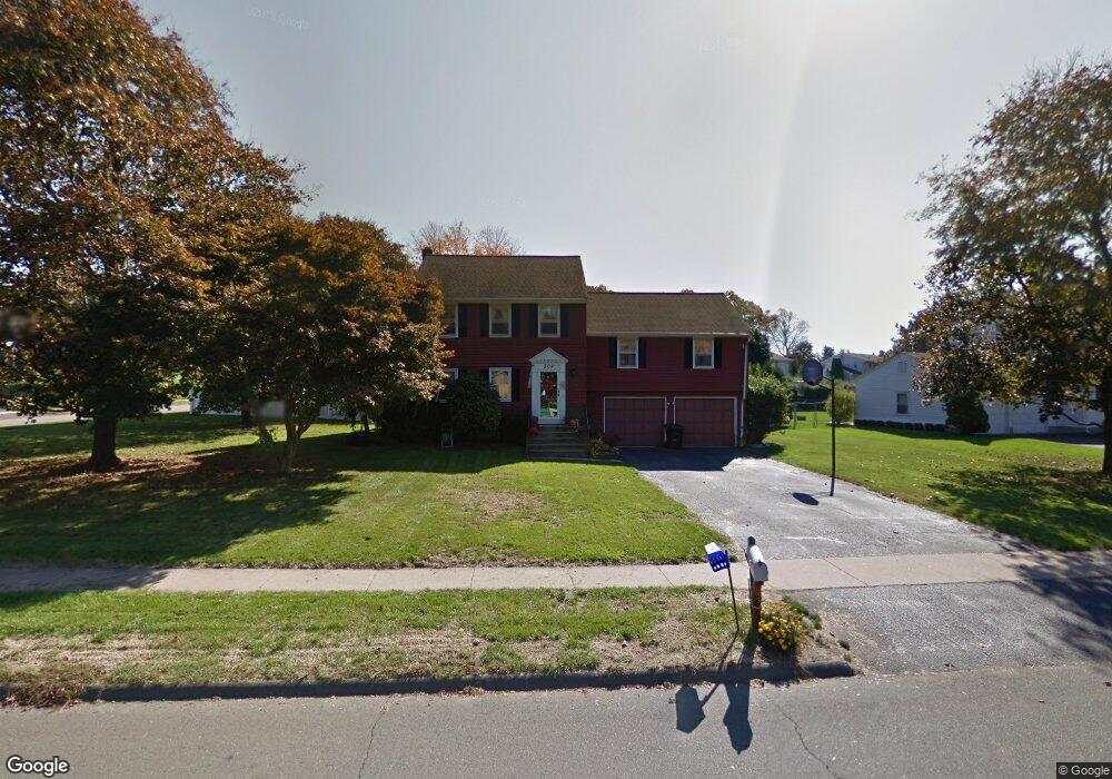 304 Long Hill Dr, Glastonbury, CT 06033 - photo 1