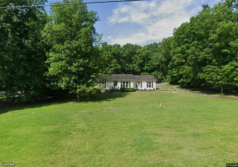 319 Hilltop Dr, Shelbyville, TN 37160 - photo 1