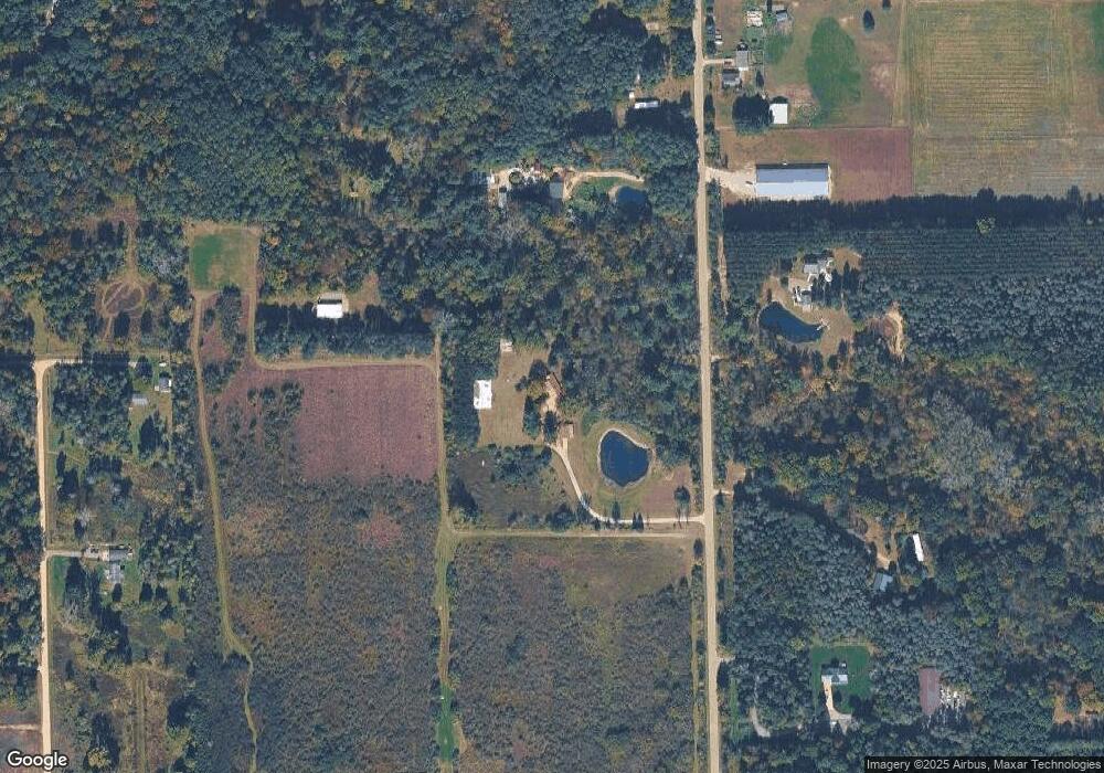 6788 Oak Rd, Vassar, MI 48768 - photo 1