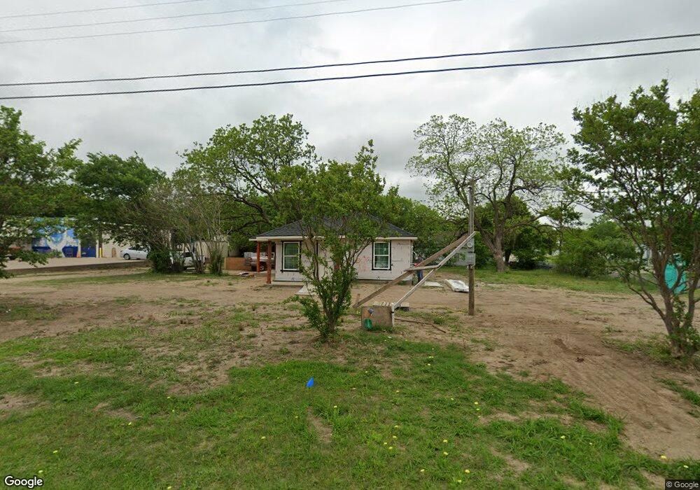 600 NE Main St, Ennis, TX 75119 - photo 1