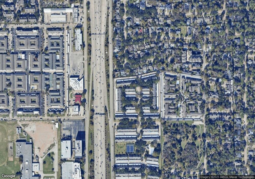 10368 Longmont Dr unit 6, Houston, TX 77042 - photo 1