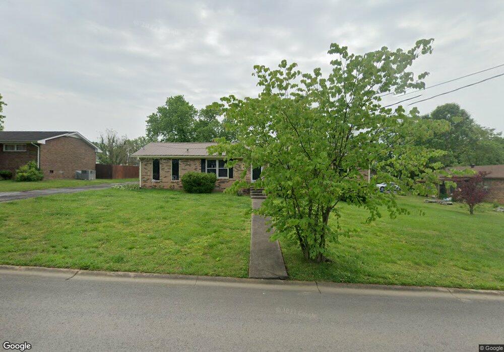 1302 Birch St, Shelbyville, TN 37160 - photo 1