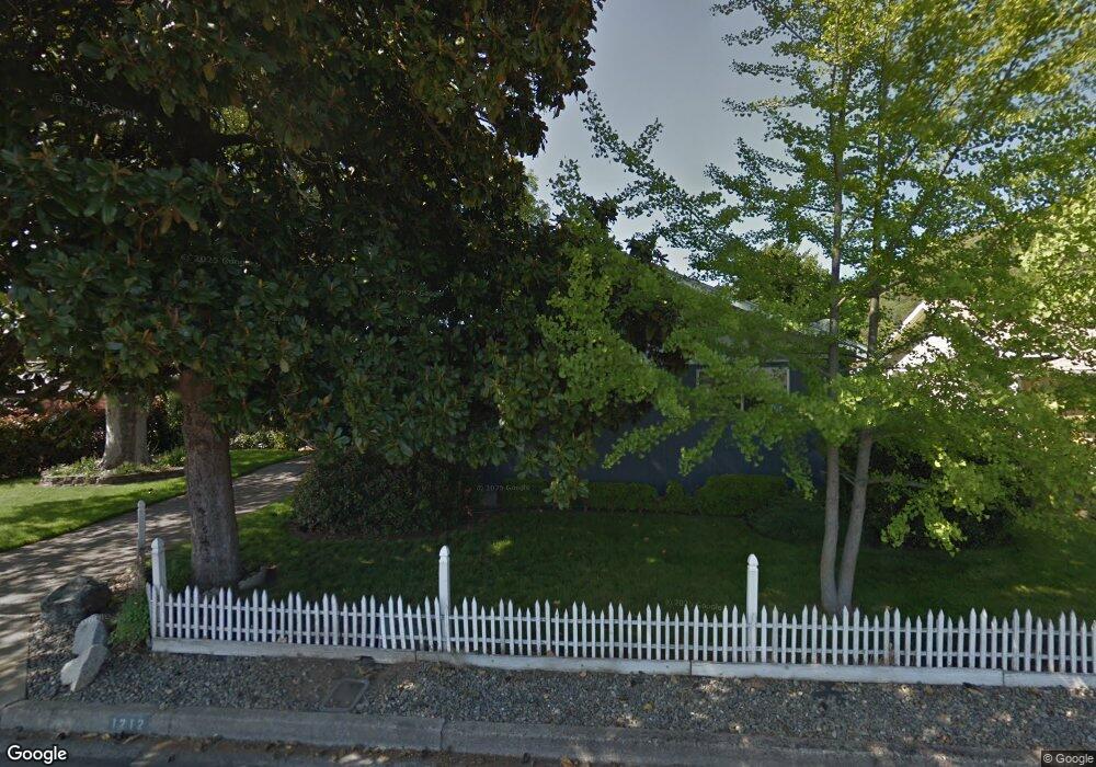 1212 NE Grable Dr, Grants Pass, OR 97526 - photo 1