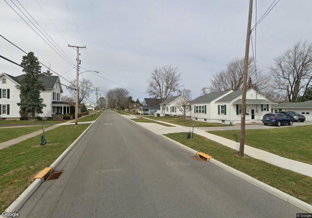 407 E Sycamore St, Columbus Grove, OH 45830 - photo 1