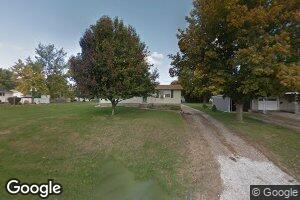 209 W Sanitary Rd, Abingdon, IL 61410