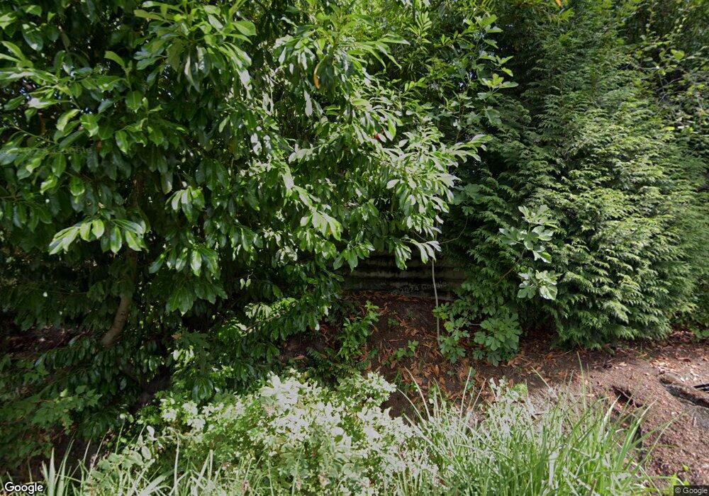 3240 W Mercer Way, Mercer Island, WA 98040 - photo 1