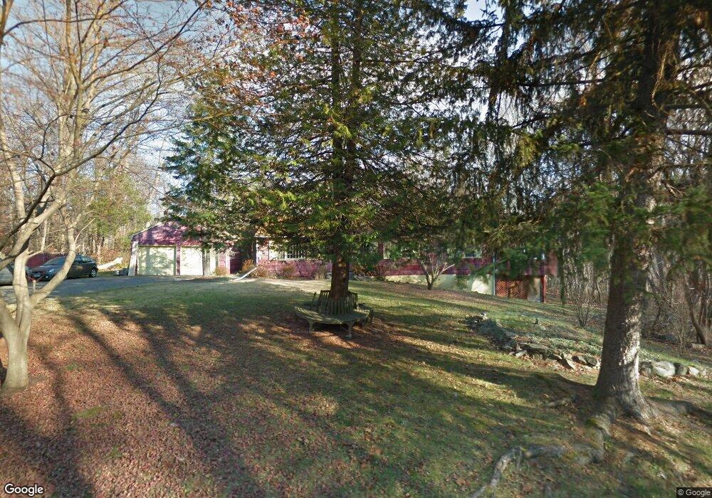 57 Chipmunk Ln, Wilton, CT 06897 - photo 1