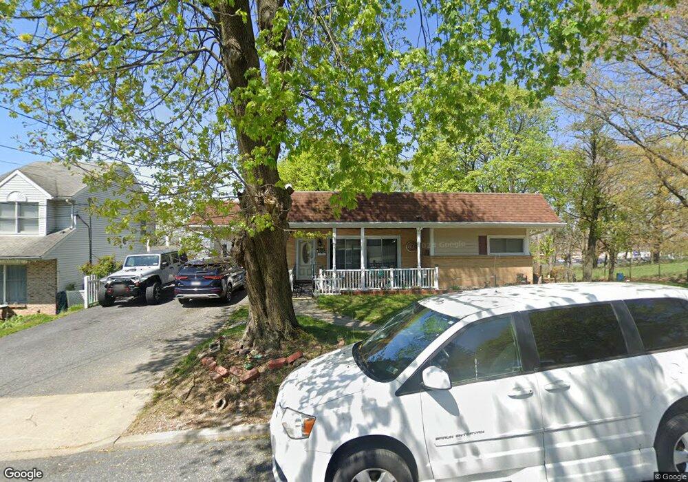 1031 E Walnut St, Allentown, PA 18109 - photo 1