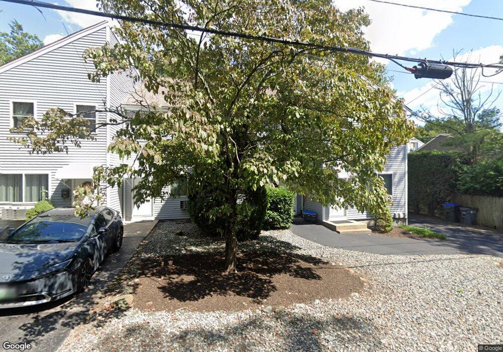 137 Hillcrest Ave, Providence, RI 02909 - photo 1