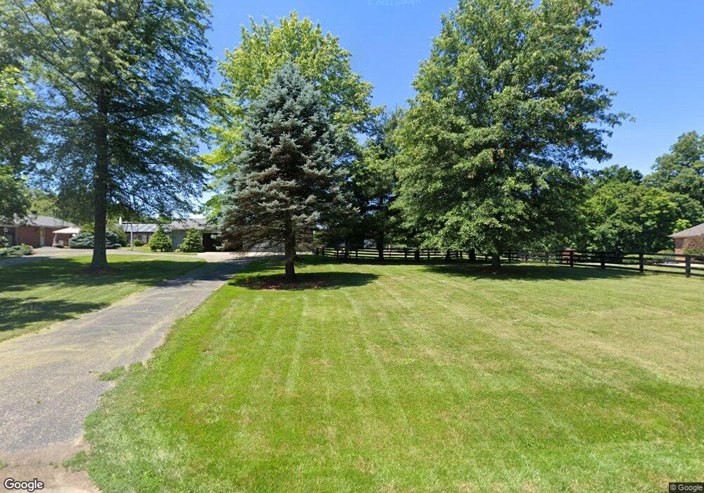 9705 N Skyline Dr, Floyds Knobs, IN 47119 - photo 1