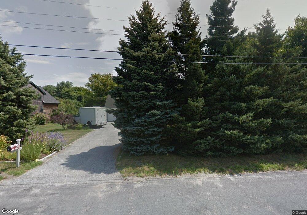 84 Lawn Ave, Jamestown, RI 02835 - photo 1