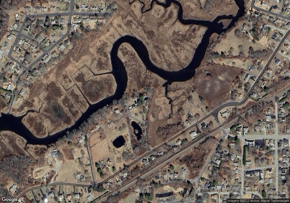 76 Fairhaven Rd, Niantic, CT 06357 - photo 1