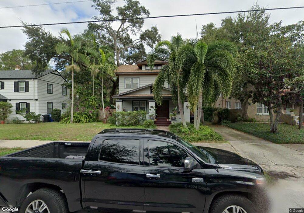 1127 12th St N, Saint Petersburg, FL 33705 - photo 1