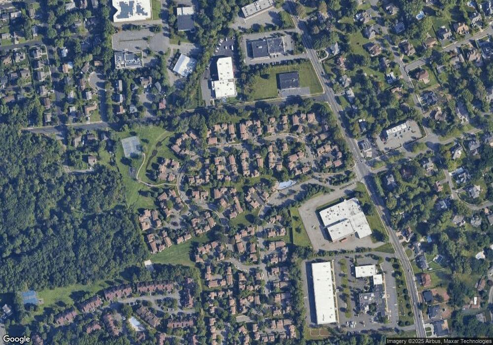 65 Gate House Ln, Edison, NJ 08820 - photo 1