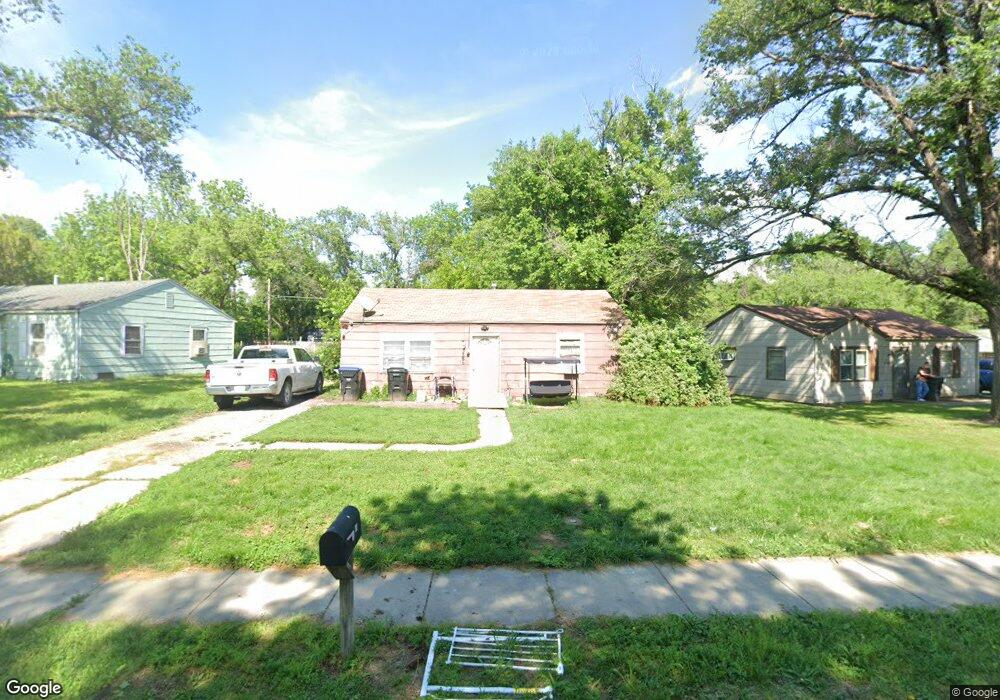 3386 SE Fremont St, Topeka, KS 66605 - photo 1