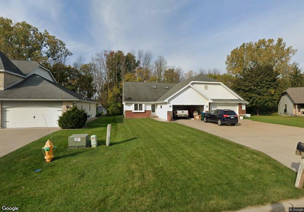 2645 N Millbrook Rd, Appleton, WI 54914 - photo 1