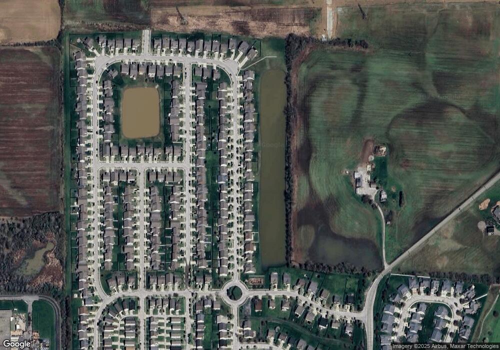 2497 Cedarmill Dr, Franklin, IN 46131 - photo 1