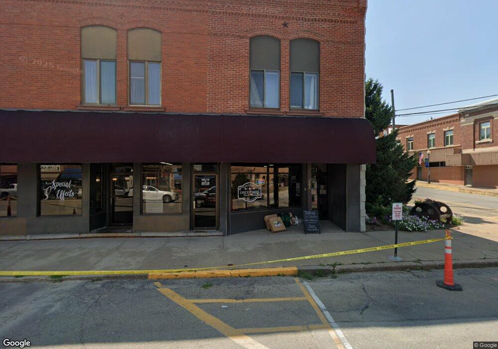 204 Main St, Columbus Junction, IA 52738 - photo 1