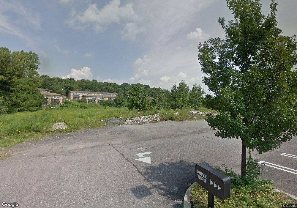 5 Giada Ln unit 4, Middletown, NY 10940 - photo 1