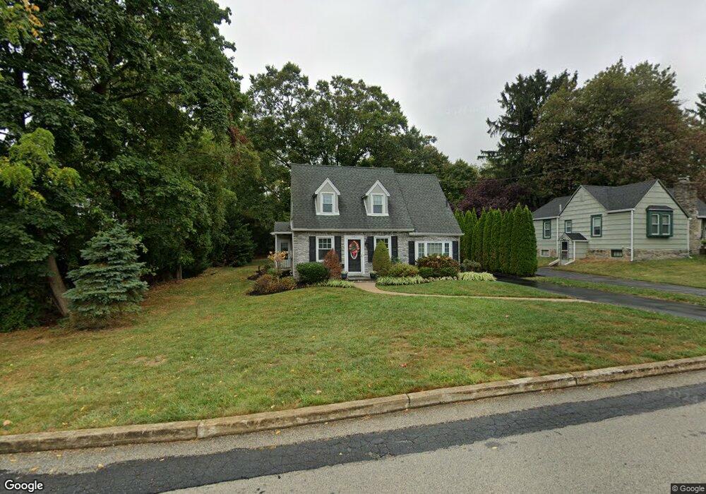 2950 Pennview Ave, Broomall, PA 19008 - photo 1